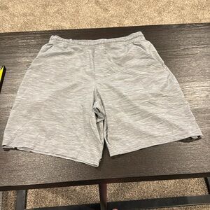 Lululemon Men’s Medium Pace Breaker Lined 9” Grey